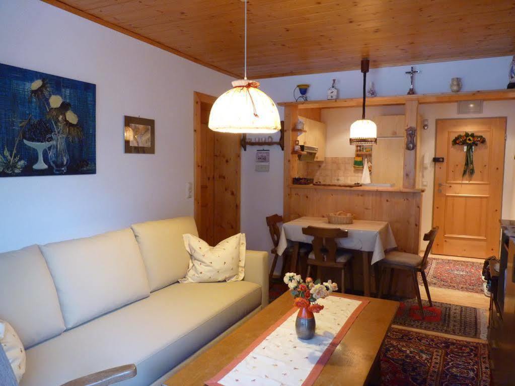 Anna Apartment *